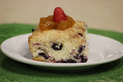 blueberry-raspberry-buckle_urk7ty